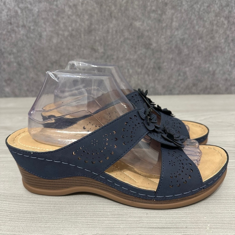 TEMOFON Women Navy Blue Wedge Sandals Perforated Floral Accent Size US 11